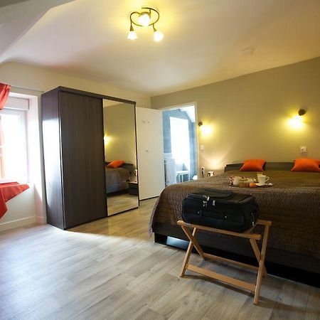 Logis Hotel Le Petit Breuil La Courtine Ngoại thất bức ảnh